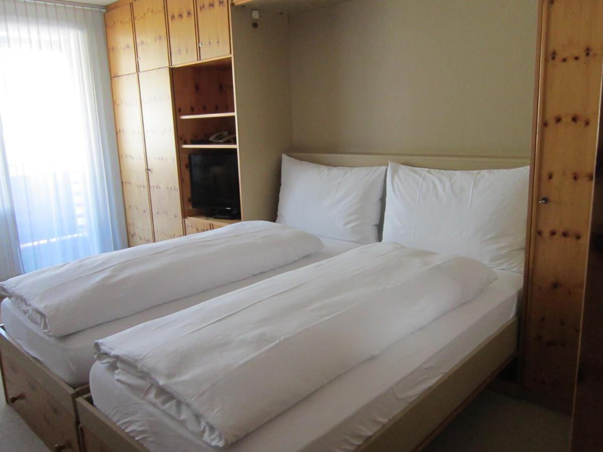 فيلمز Studio Im Hotel Des Alpes المظهر الخارجي الصورة